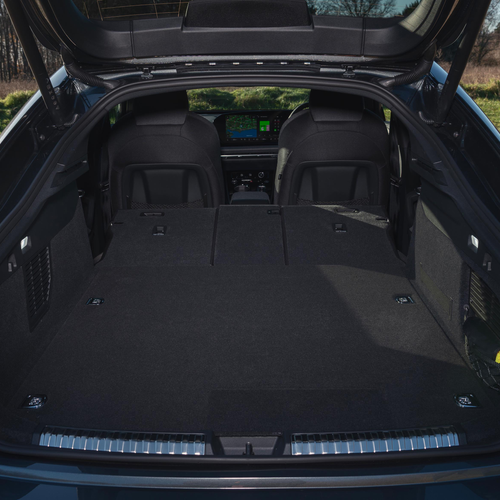2025 Audi A5 Sedan e-hybrid Quattro B10 UK Version Interior