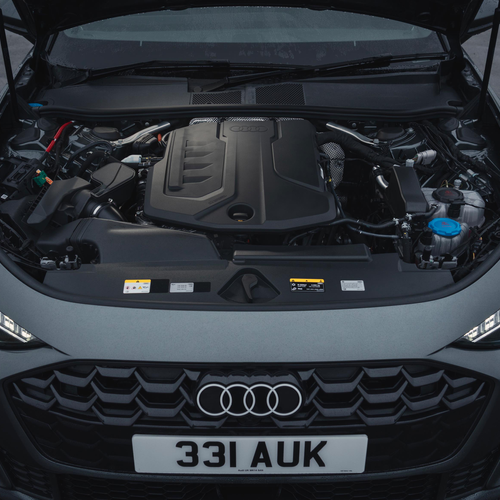 2025 Audi A5 Sedan e-hybrid Quattro B10 UK Version Engine