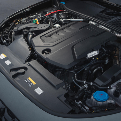 2025 Audi A5 Sedan e-hybrid Quattro B10 UK Version Engine