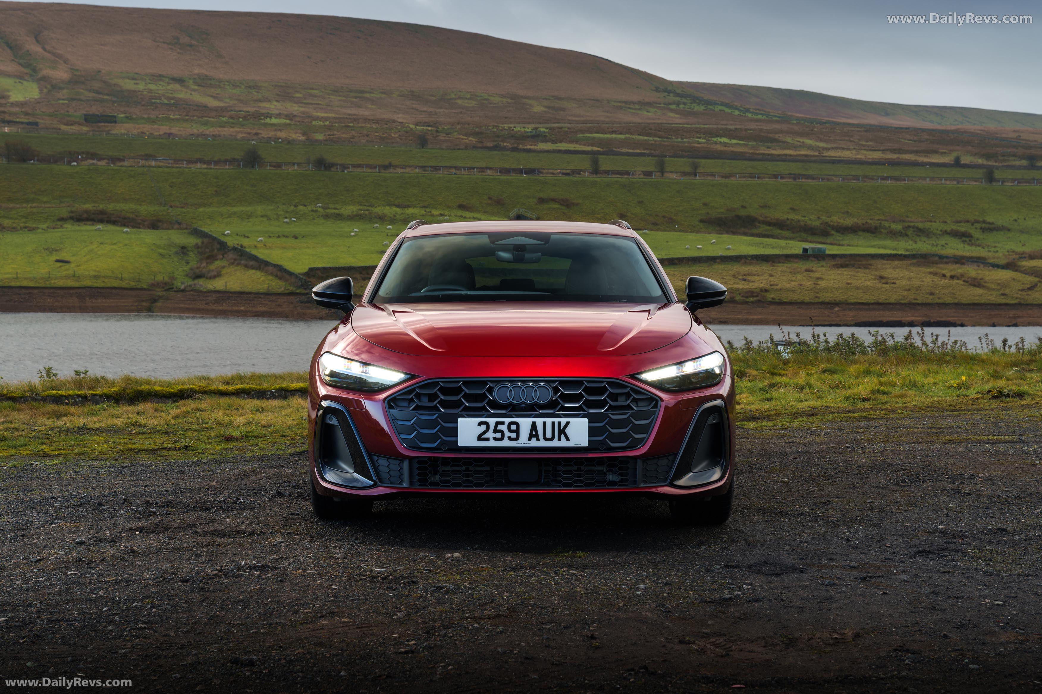 2025 Audi A5 Avant e-hybrid Quattro B10 UK Version Front View