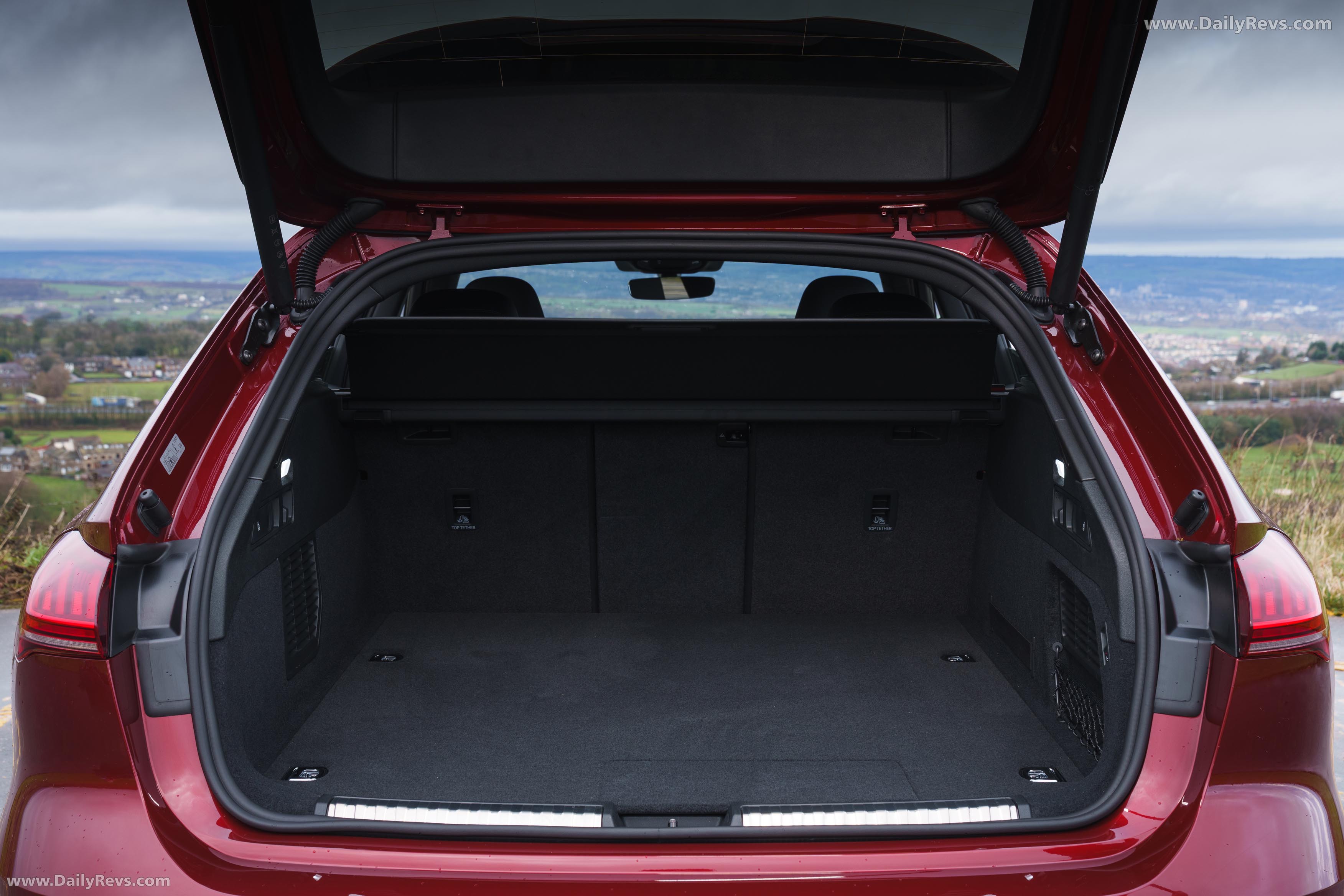 2025 Audi A5 Avant e-hybrid Quattro B10 UK Version Interior