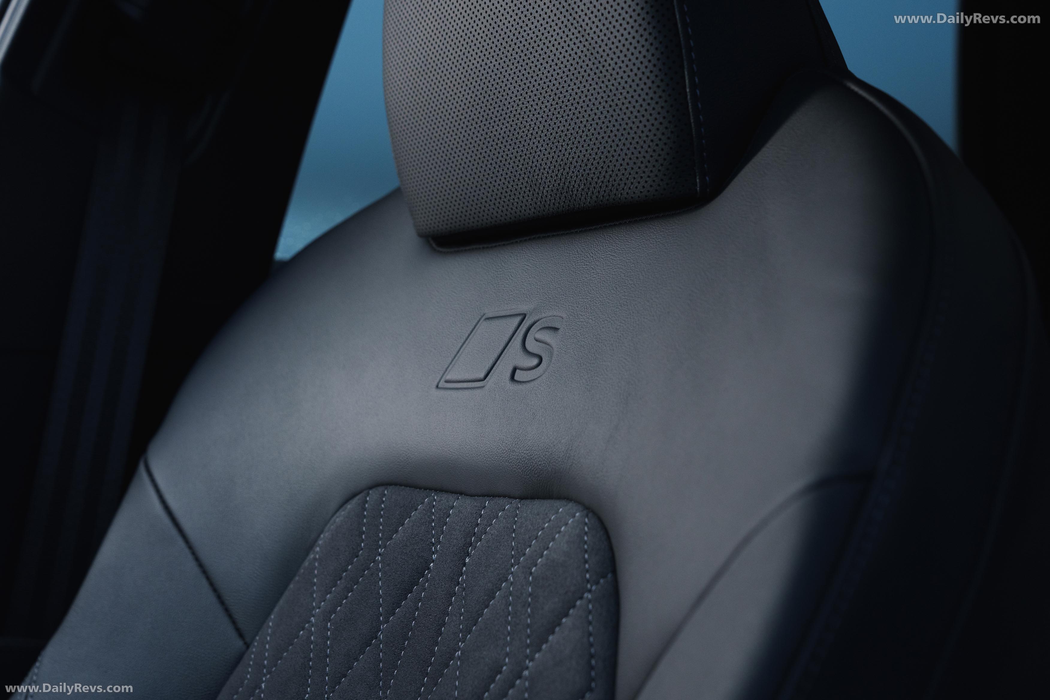 2025 Audi A5 Avant e-hybrid Quattro B10 UK Version Interior
