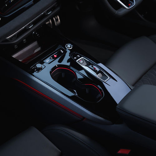2025 Audi A5 Avant e-hybrid Quattro B10 UK Version Interior