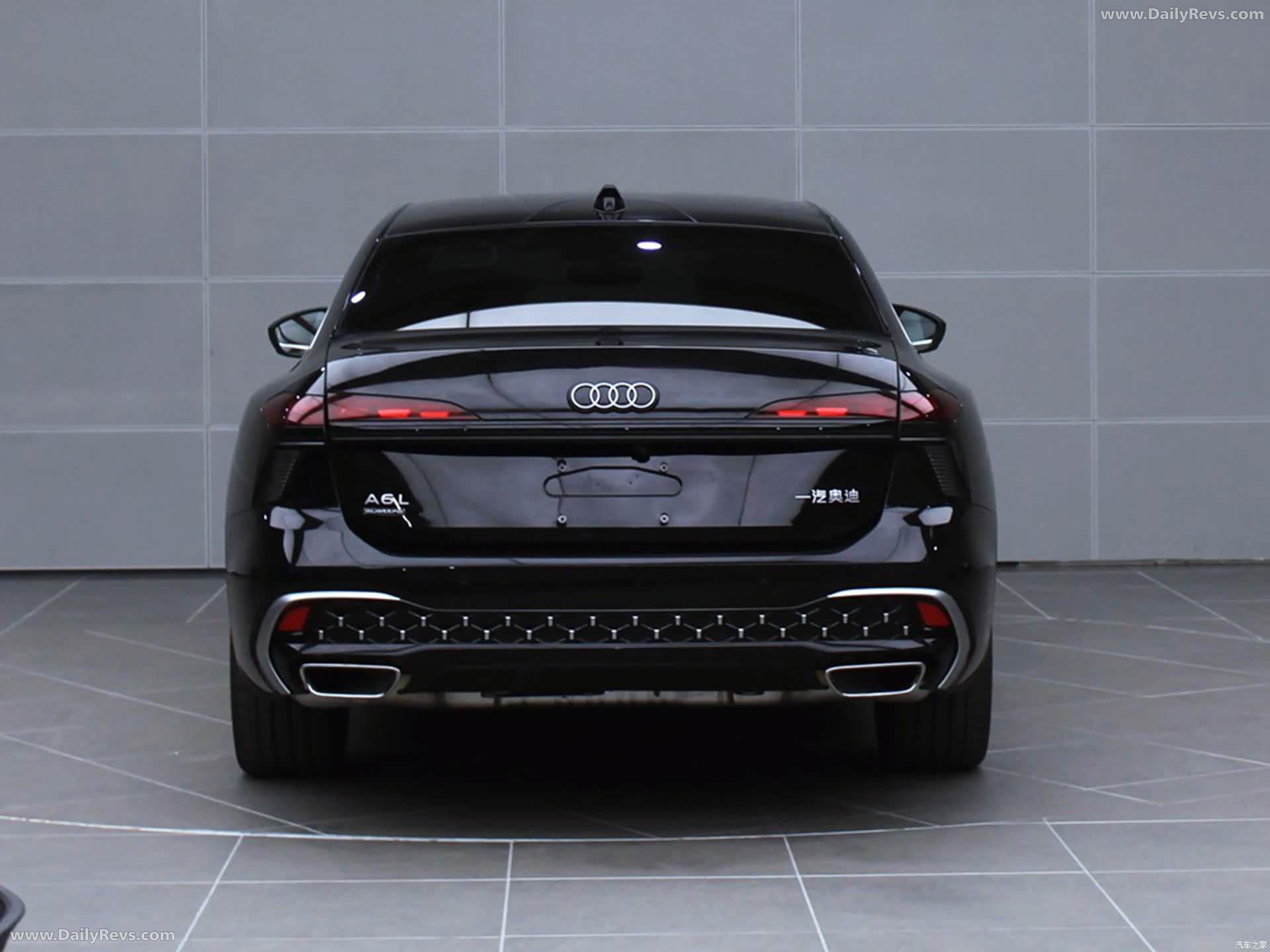 2026 Audi A6L 3.0T Rear View