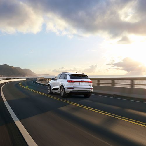 2027 Audi Q6 e-tron AU516 US Version Rear View