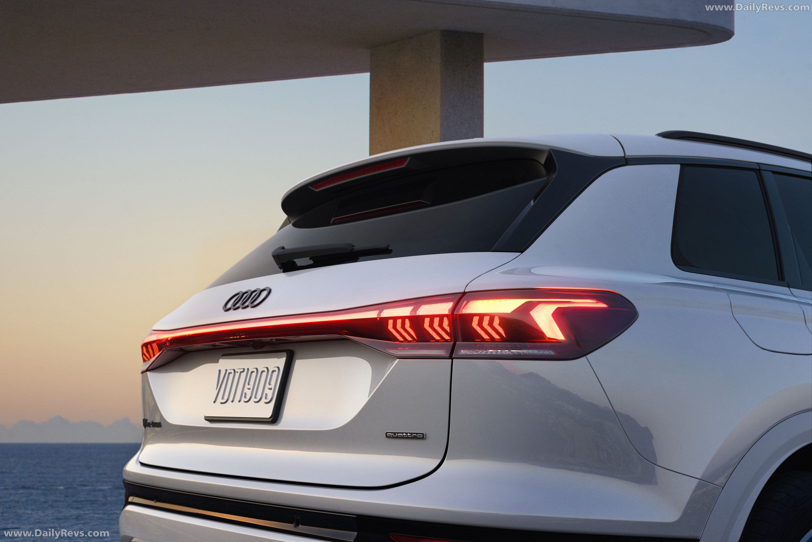 2027 Audi Q6 e-tron AU516 US Version Exterior