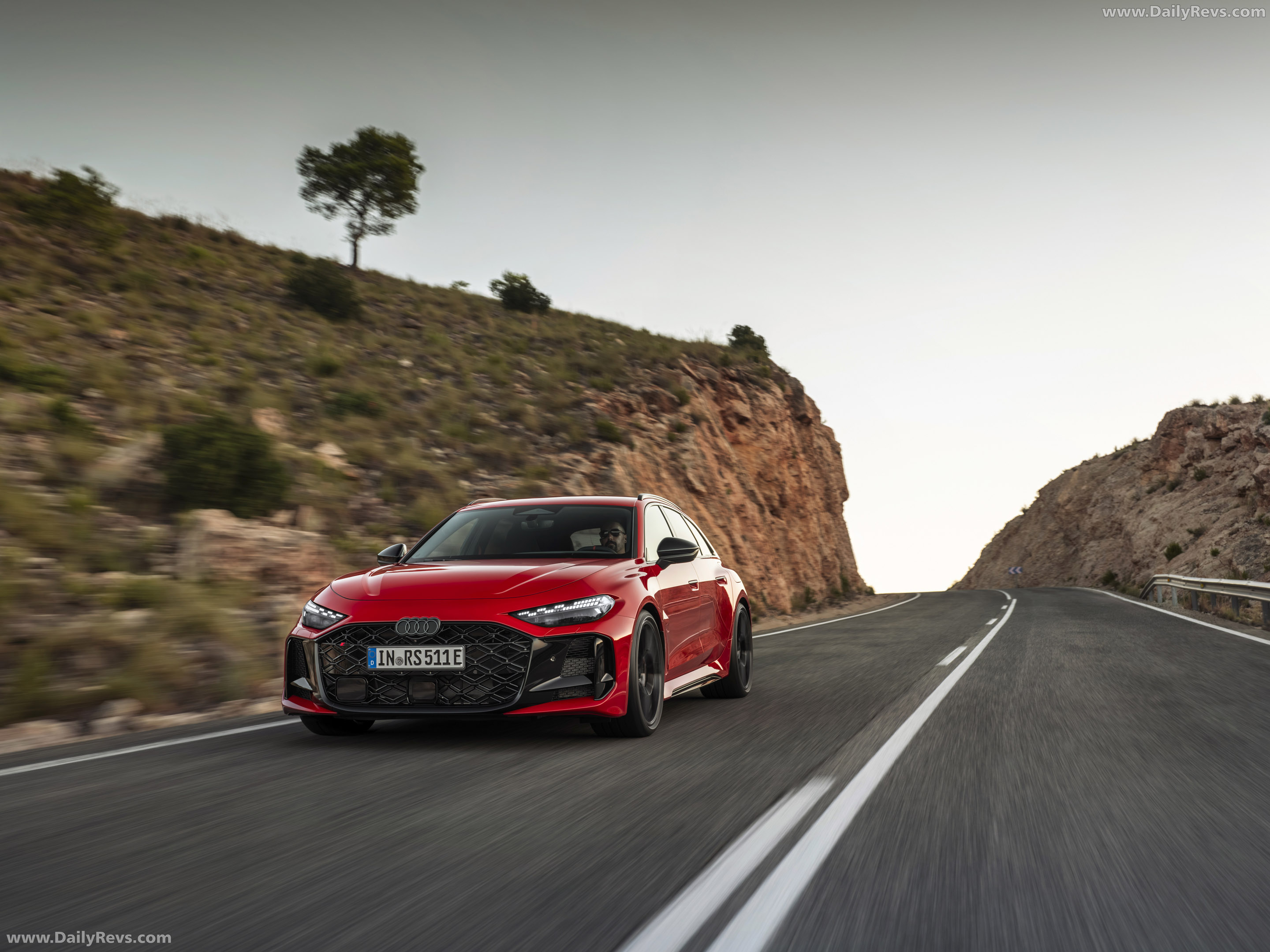 2027 Audi RS 5 Avant B10 Front View