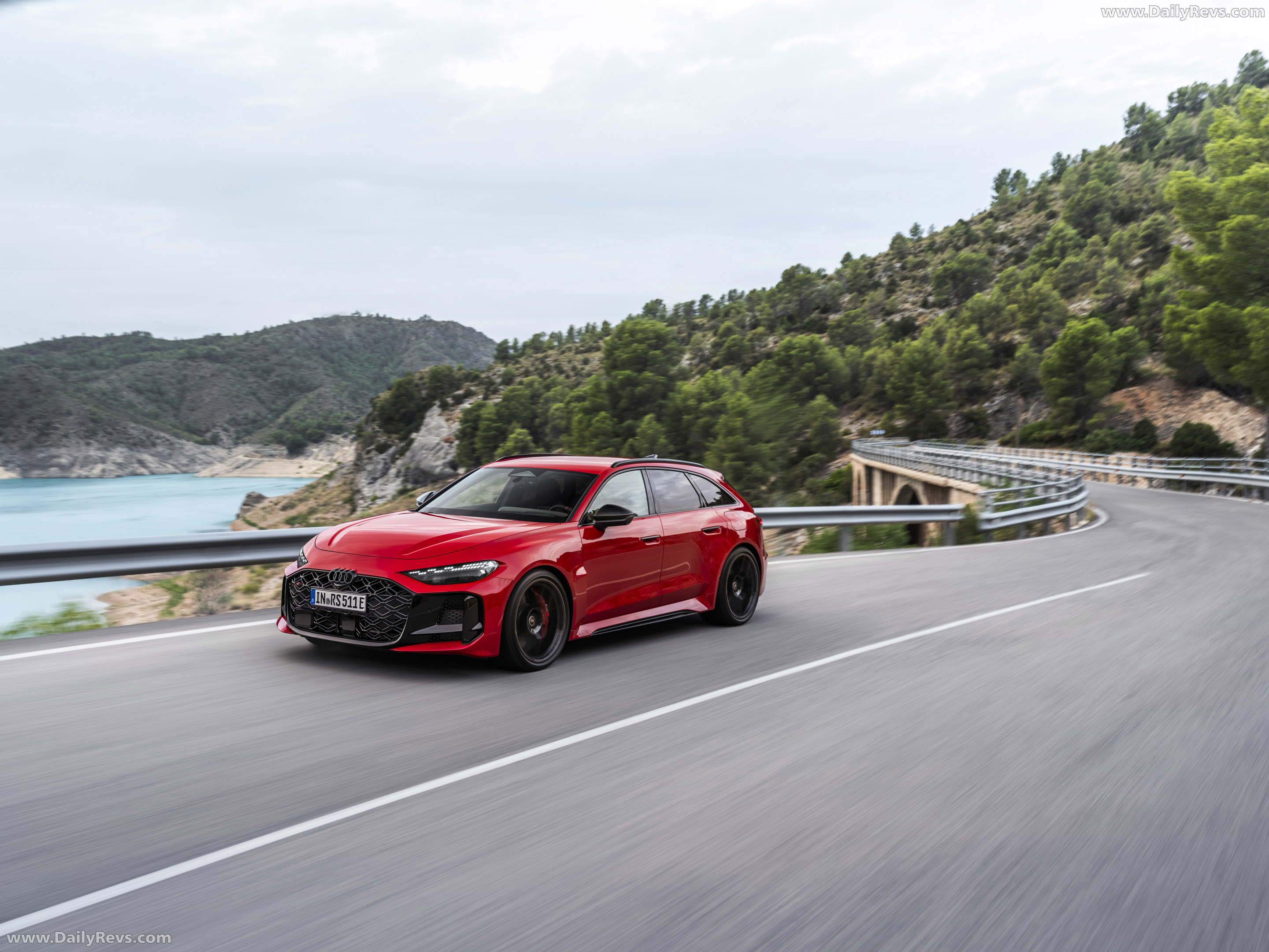 2027 Audi RS 5 Avant B10 Front View