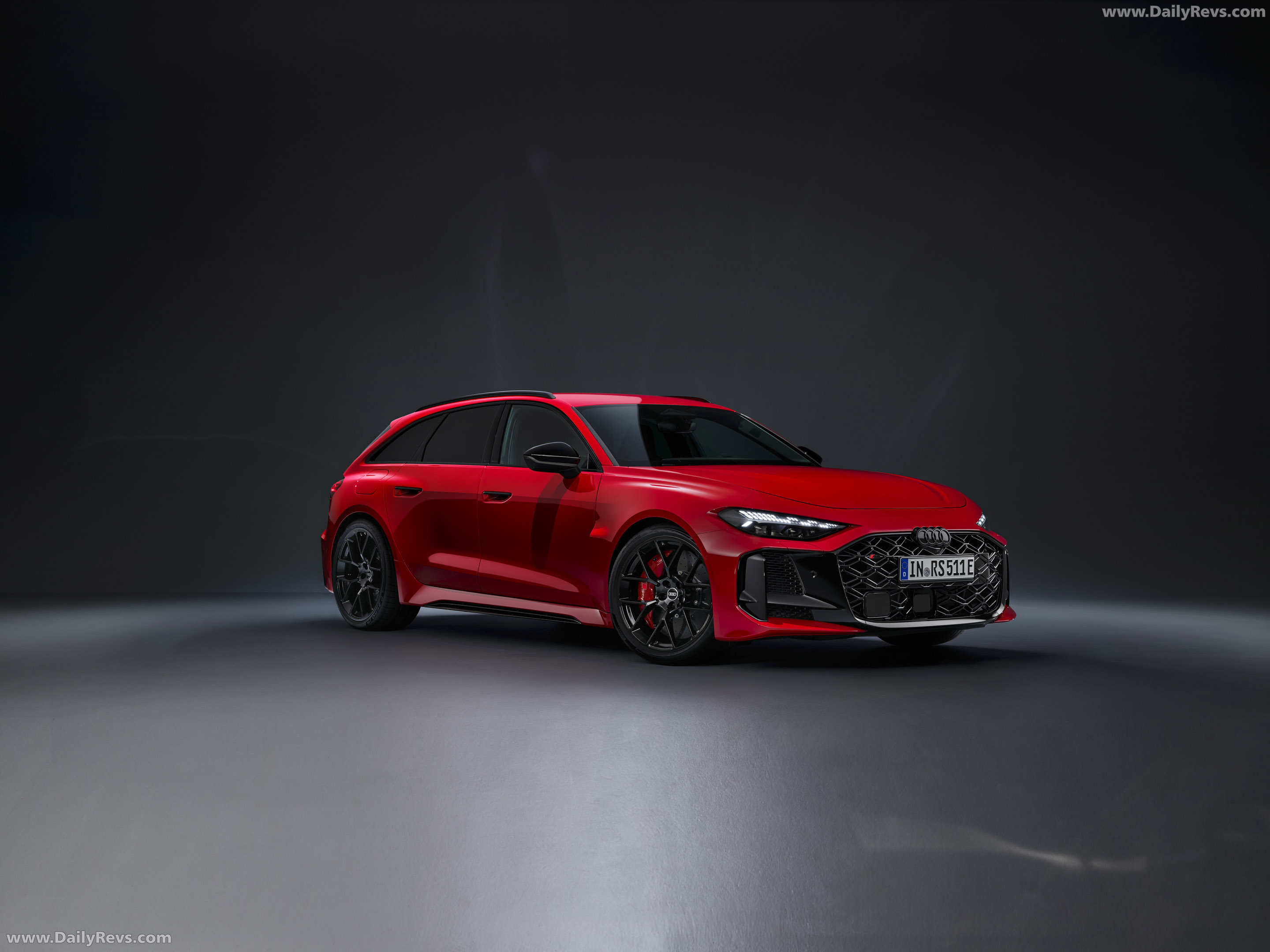 2027 Audi RS 5 Avant B10 Front View