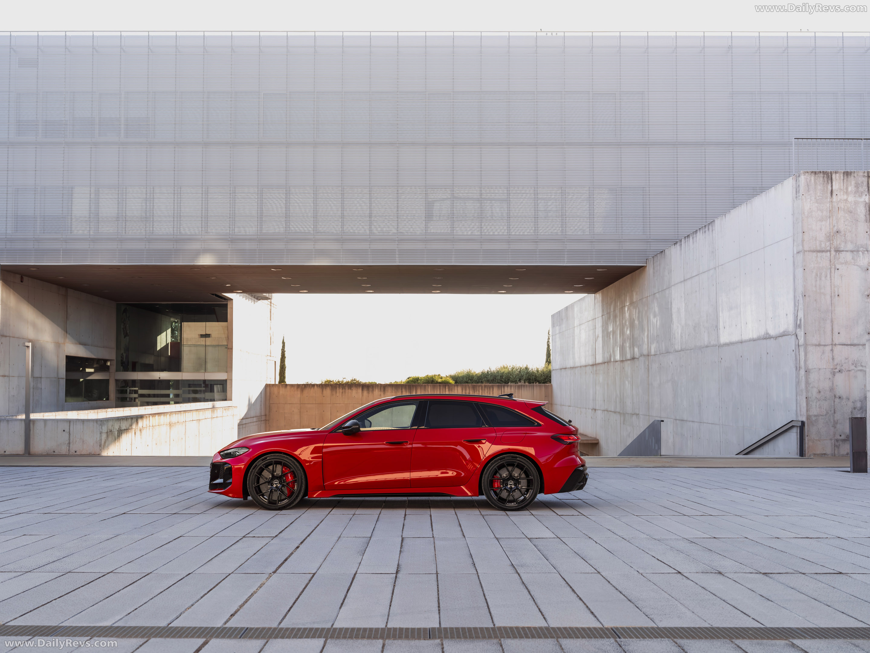 2027 Audi RS 5 Avant B10 Side View