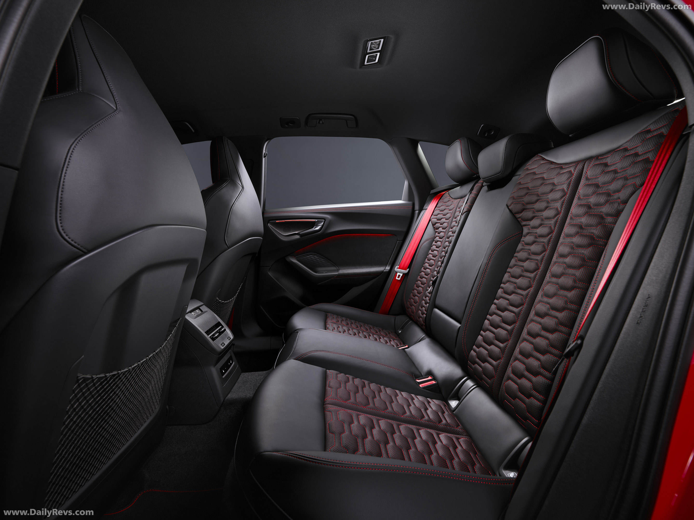 2027 Audi RS 5 Avant B10 Interior