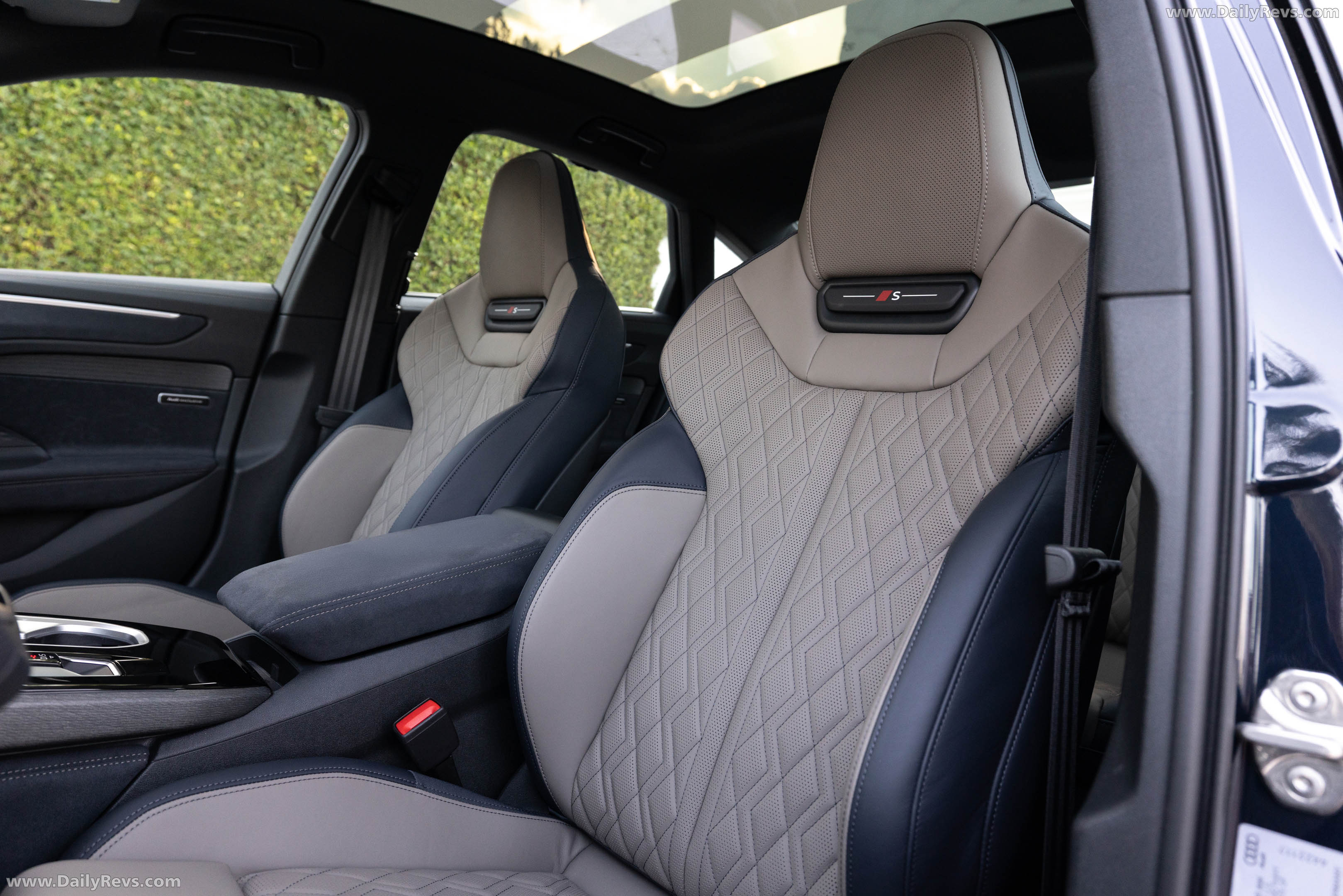 2026 Audi A6 TFSI Sedan C9 Firmament Blue Interior
