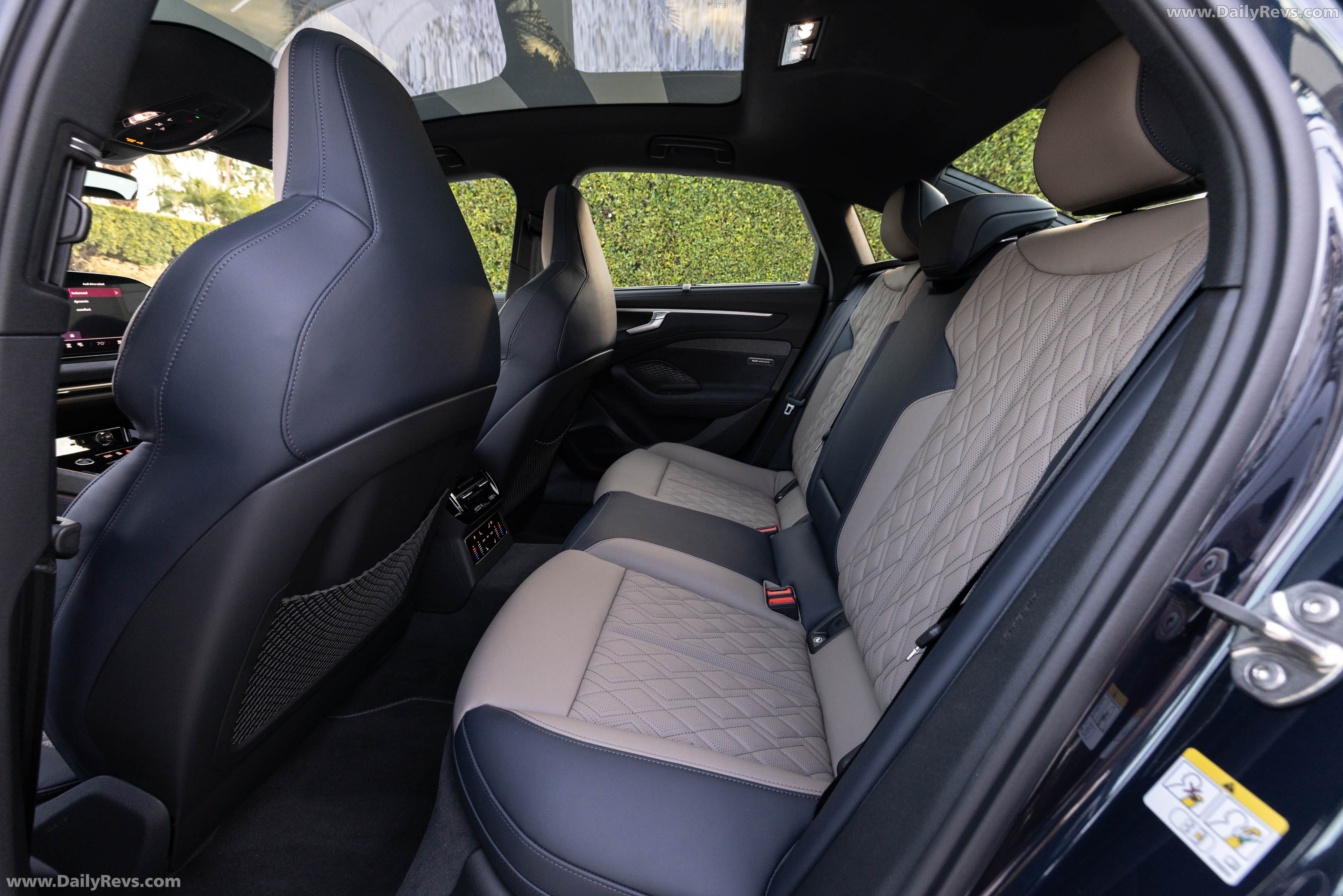 2026 Audi A6 TFSI Sedan C9 Firmament Blue Interior