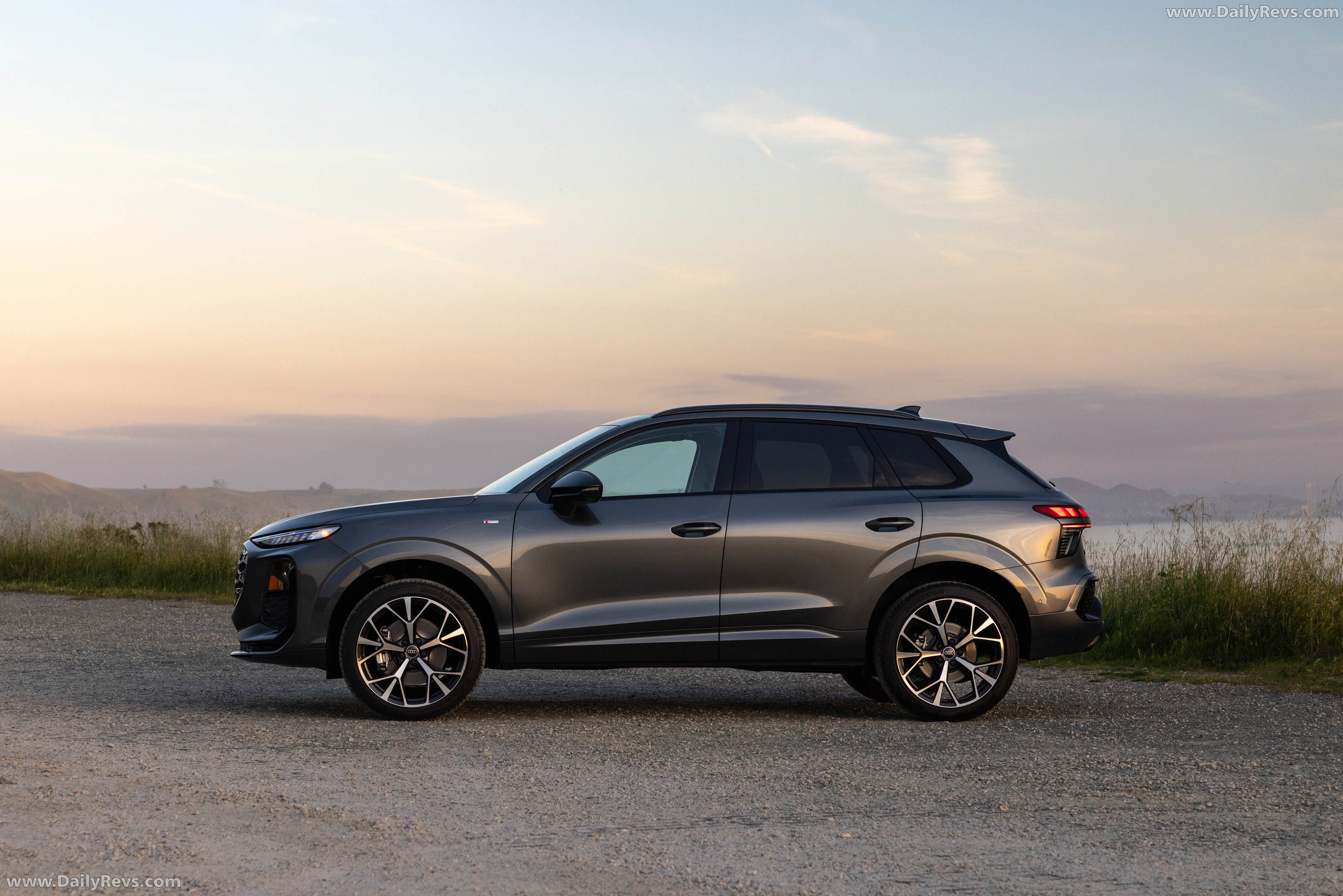 2026 Audi Q3 S-Line F3 US Version Side View