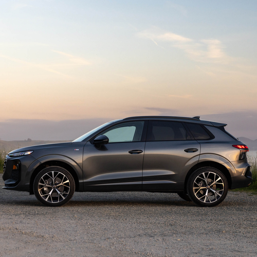 2026 Audi Q3 S-Line F3 US Version Side View