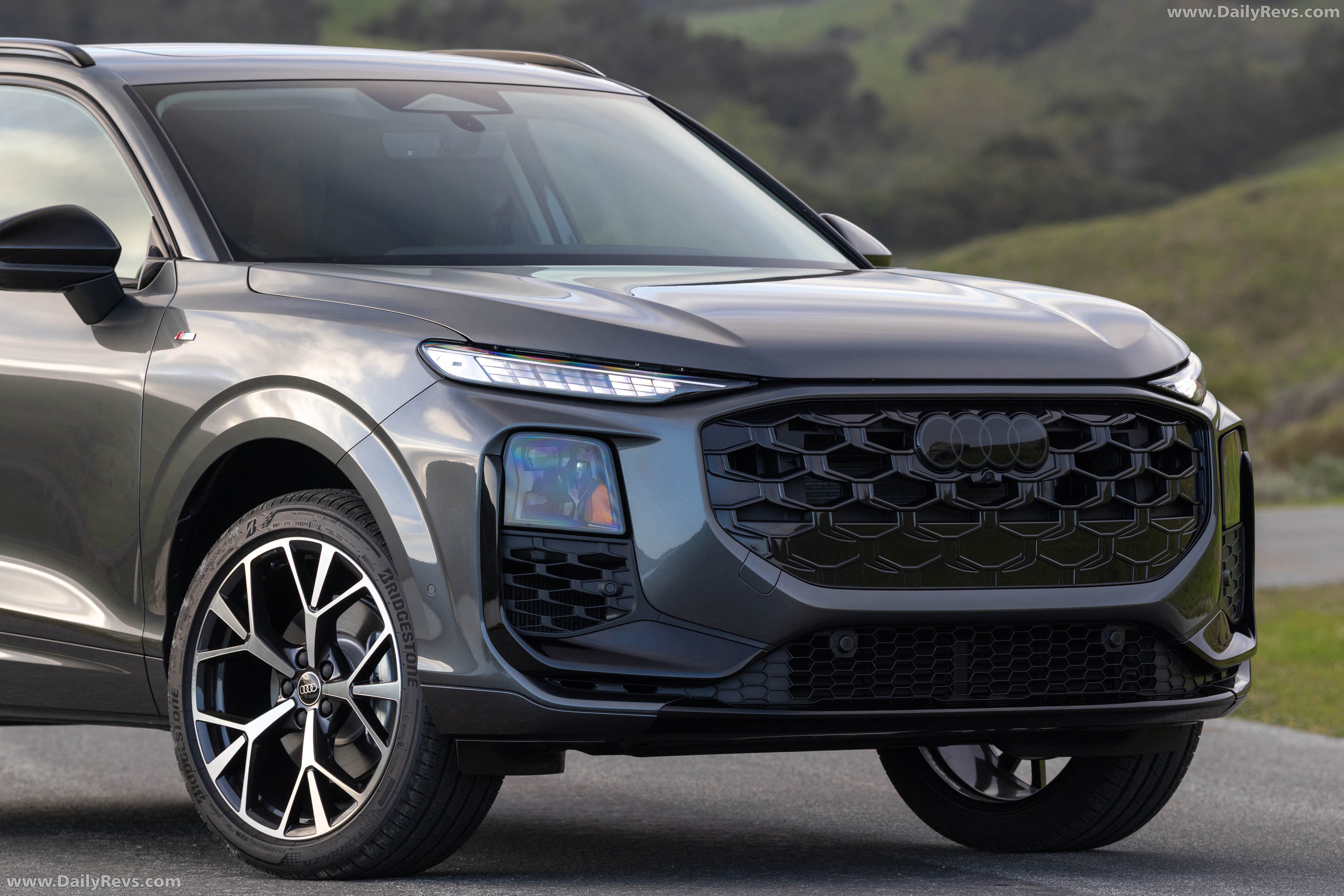 2026 Audi Q3 S-Line F3 US Version Exterior
