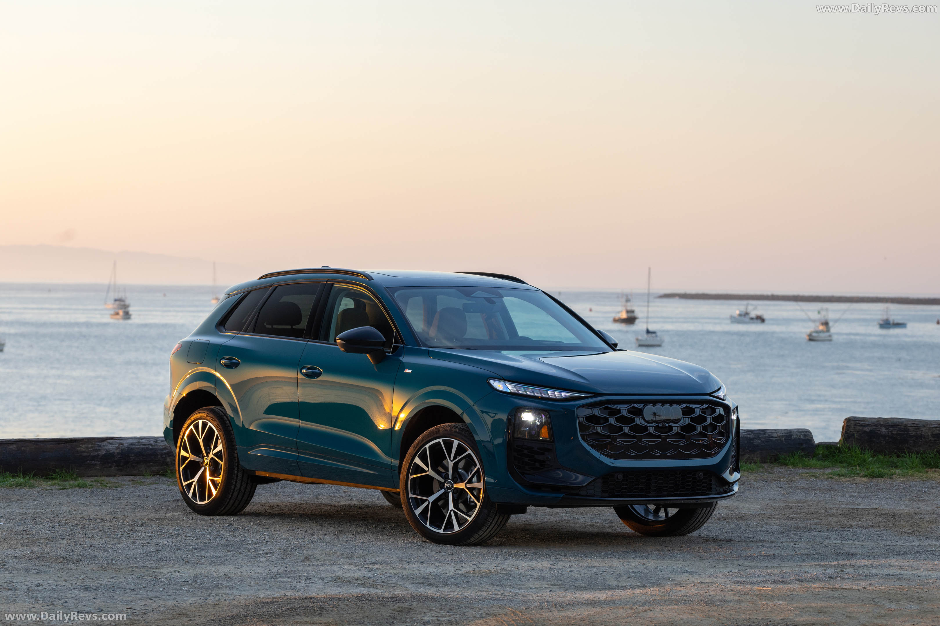 2026 Audi Q3 S-Line F3 Malpelo Blue Front View