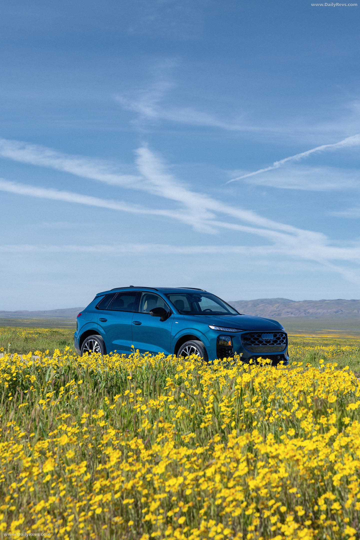 2026 Audi Q3 S-Line F3 Malpelo Blue Front View