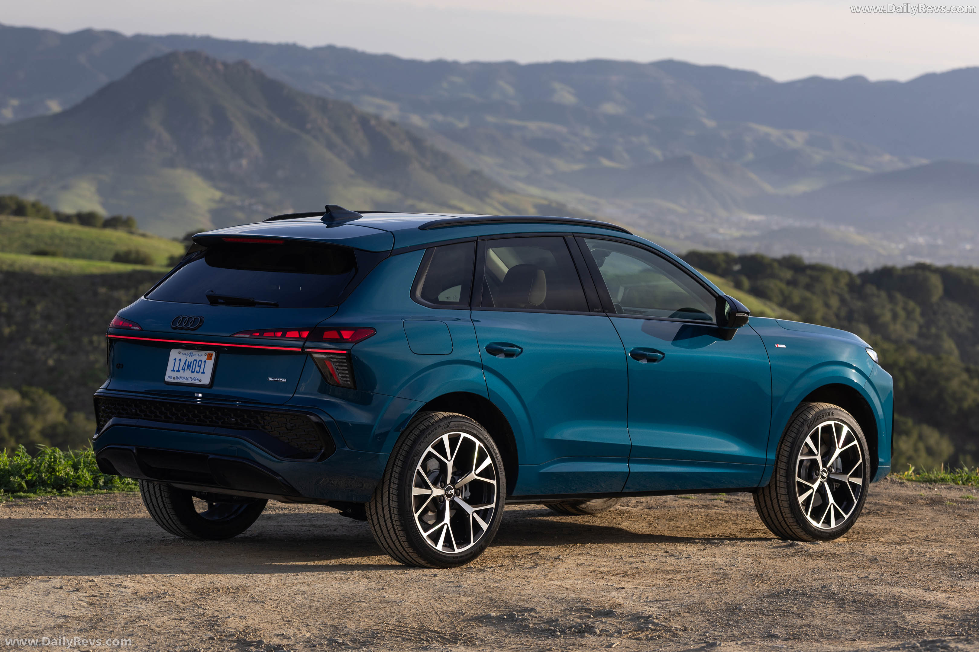 2026 Audi Q3 S-Line F3 Malpelo Blue Rear View