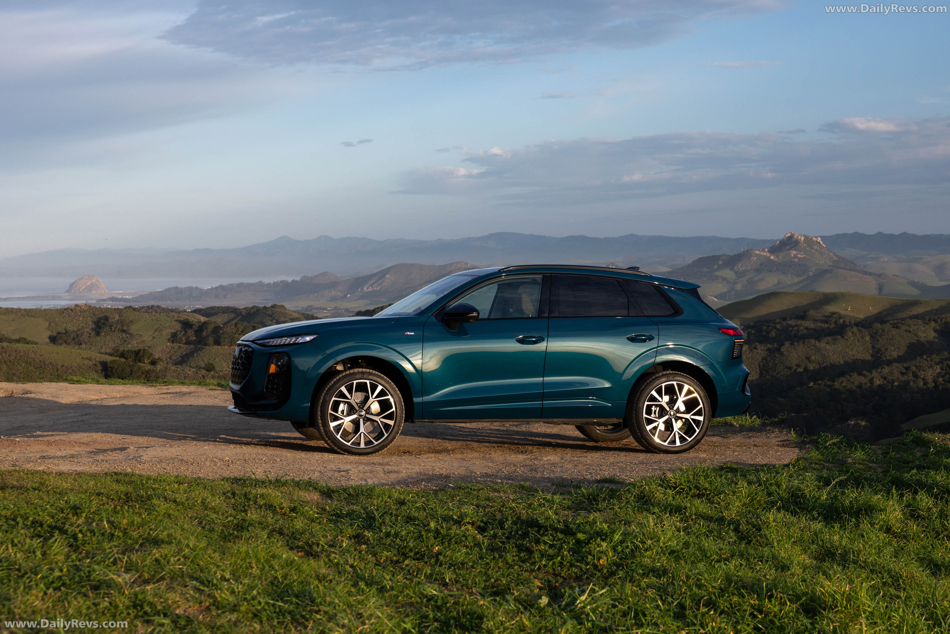 2026 Audi Q3 S-Line F3 Malpelo Blue Side View