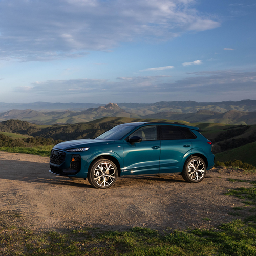2026 Audi Q3 S-Line F3 Malpelo Blue Side View