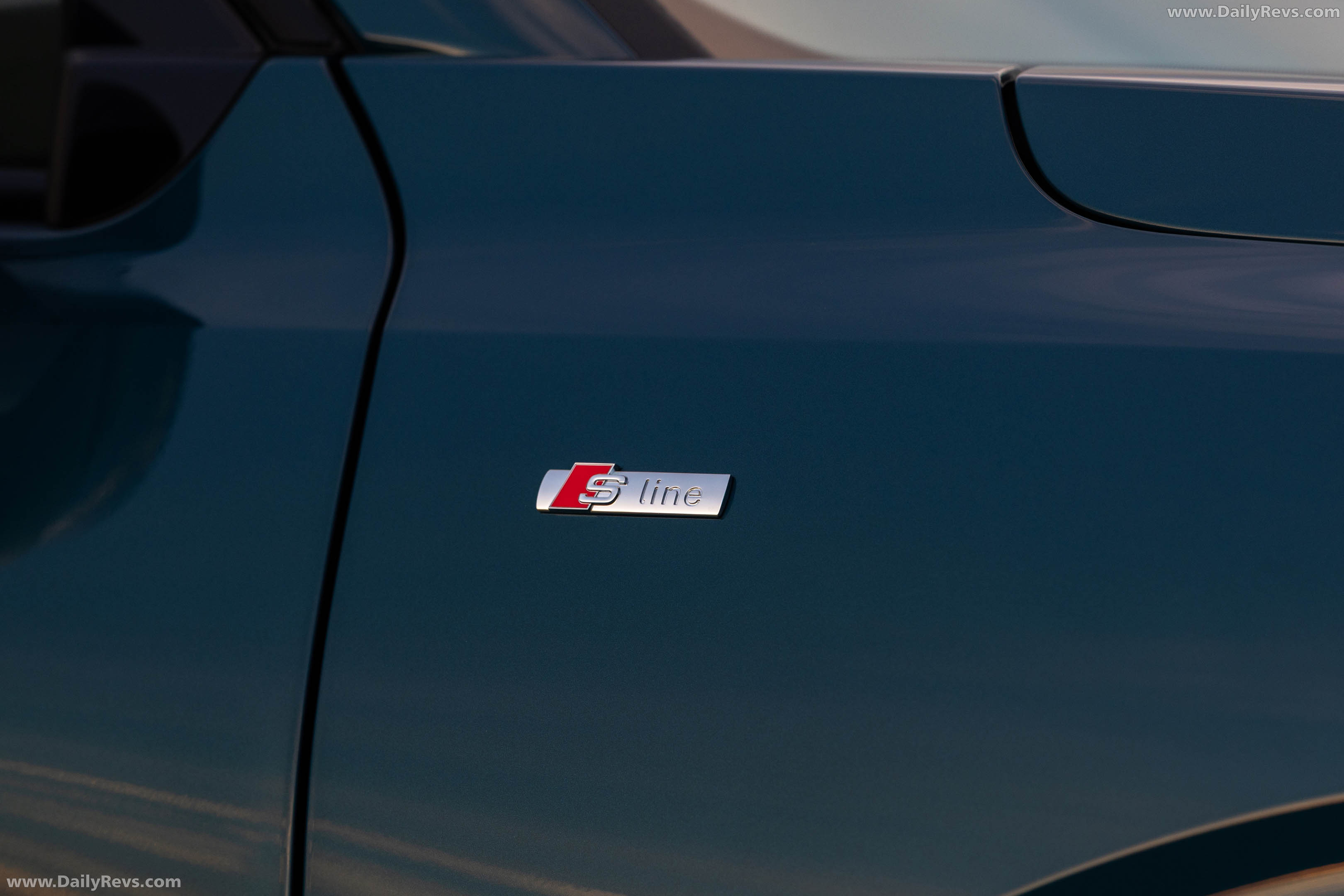 2026 Audi Q3 S-Line F3 Malpelo Blue Exterior