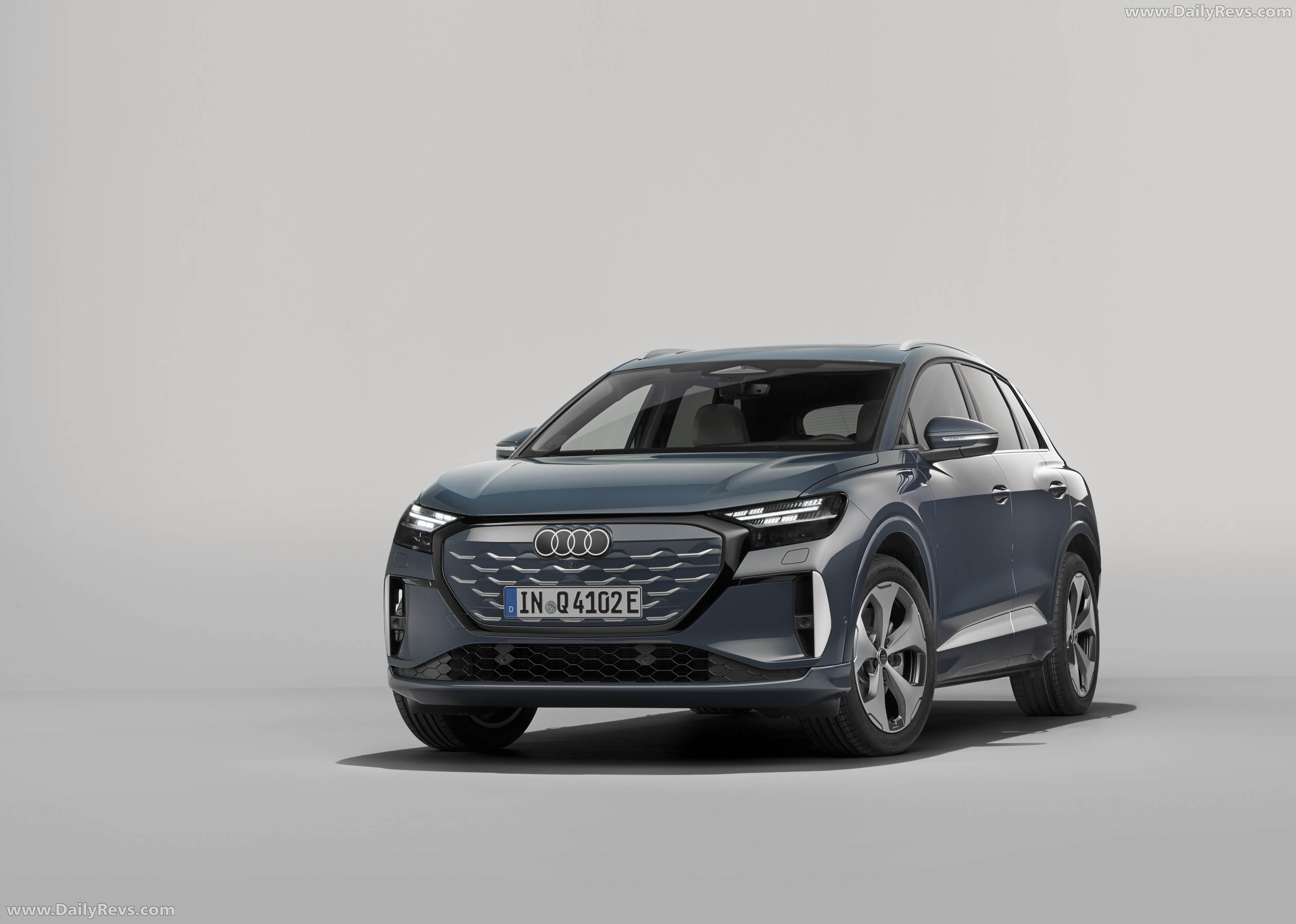 2027 Audi Q4 e tron F4 Front View