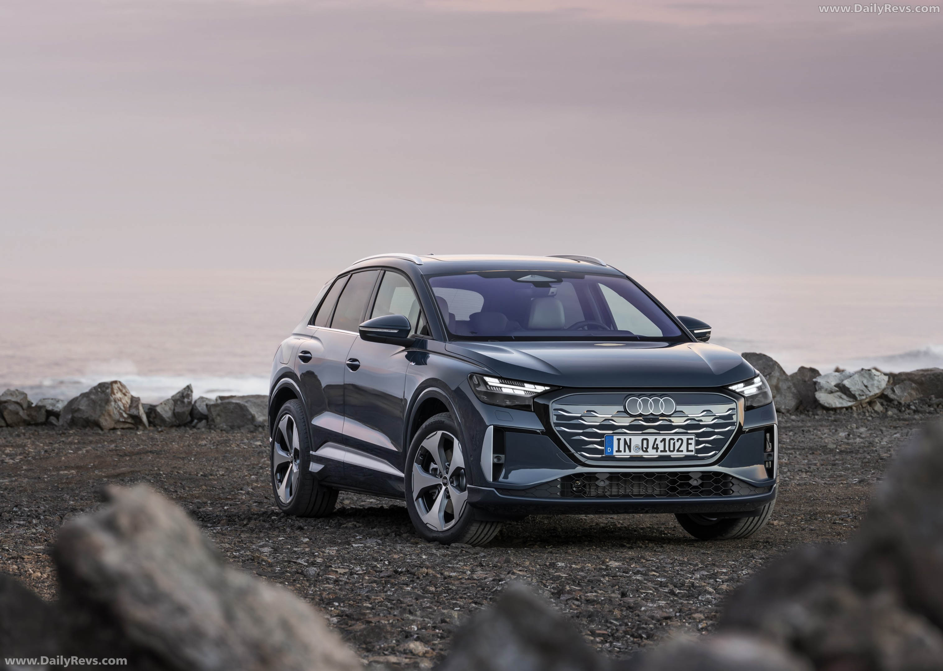 2027 Audi Q4 e tron F4 Front View
