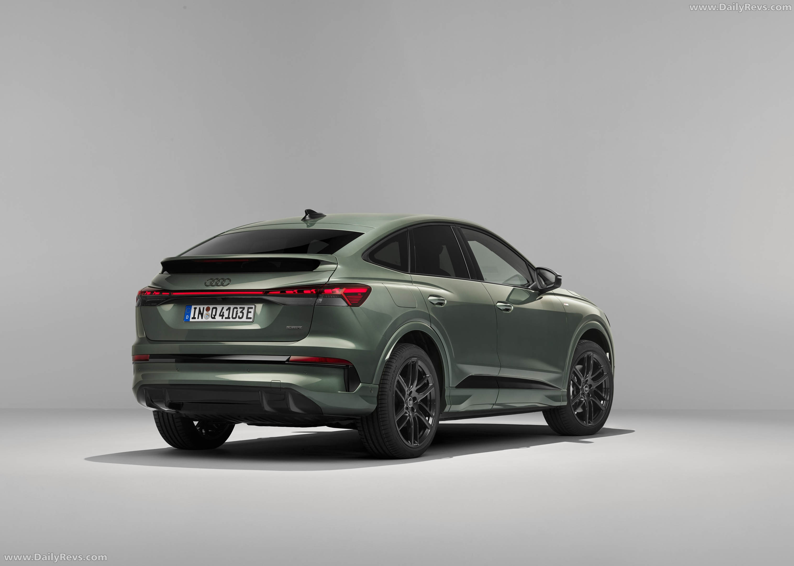 2027 Audi Q4 e-tron Sportback F4 Rear View