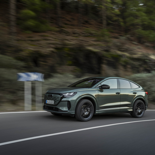 2027 Audi Q4 e-tron Sportback F4 Side View
