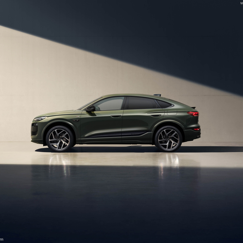 2025 Audi Q6L Sportback e-tron AU516 Side View