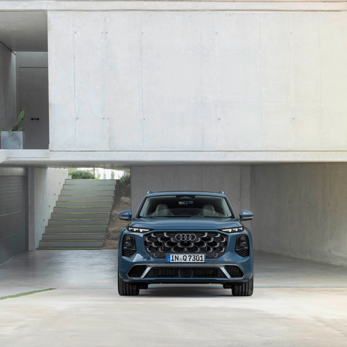 2027 Audi Q7 4M Front View