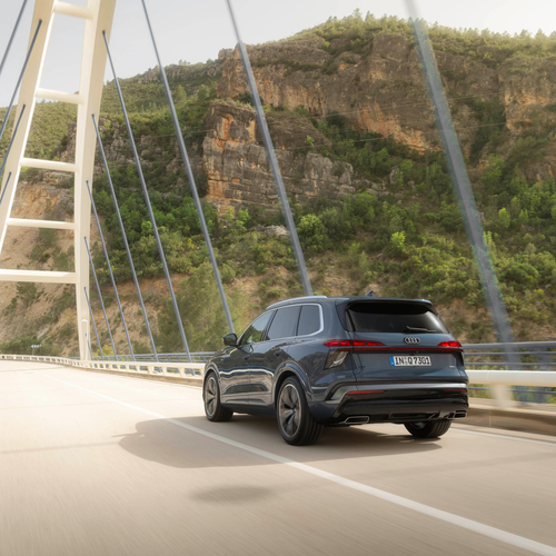 2027 Audi Q7 4M Rear View