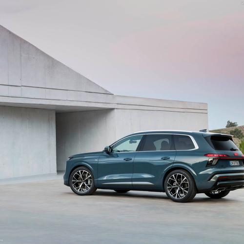 2027 Audi Q7 4M Rear View
