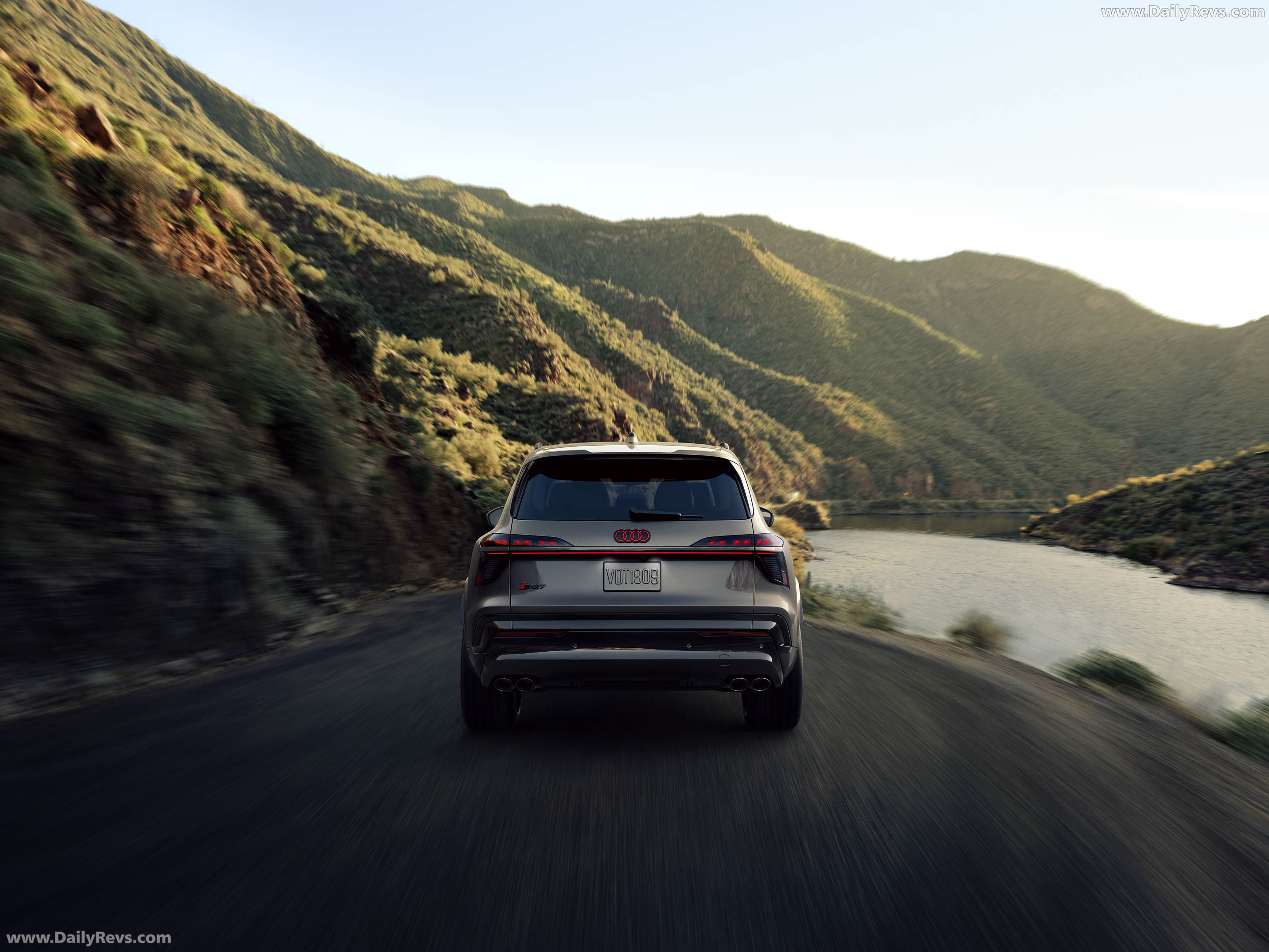 2027 Audi SQ7 4M Rear View