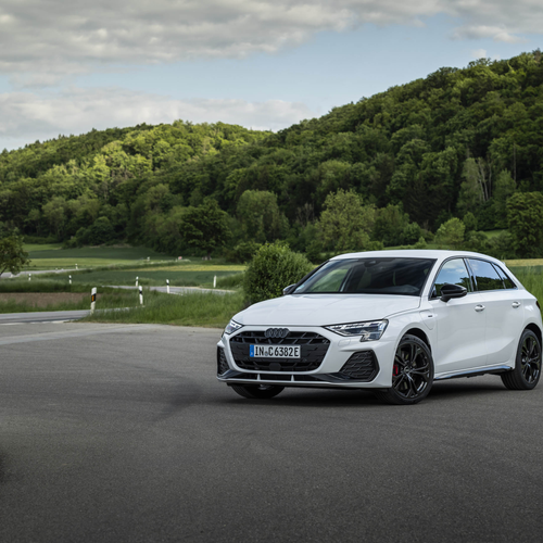 2027 Audi A3 Sportback e-hybrid 8Y Front View