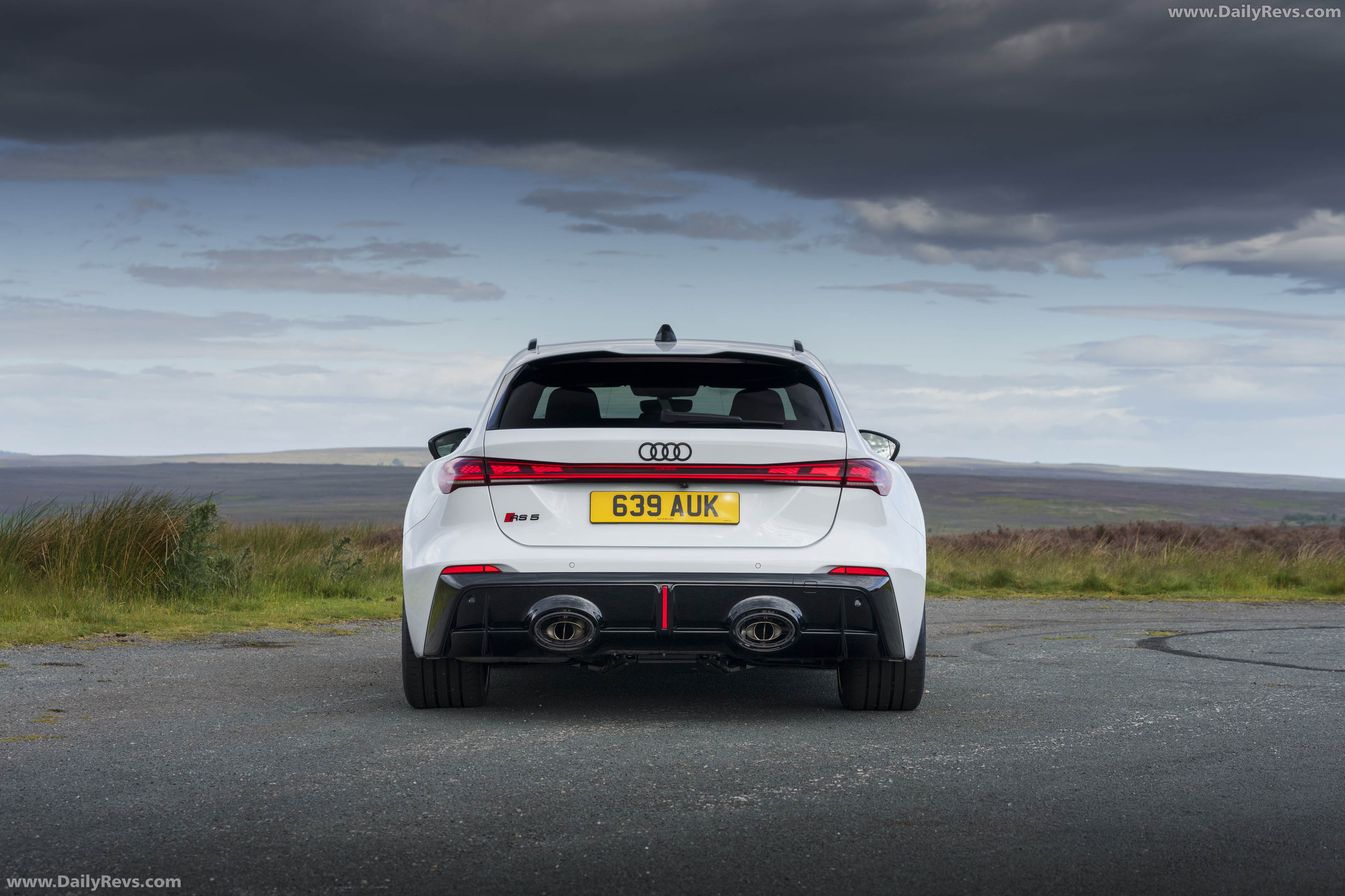 2027 Audi RS 5 Avant B10 UK Version Rear View