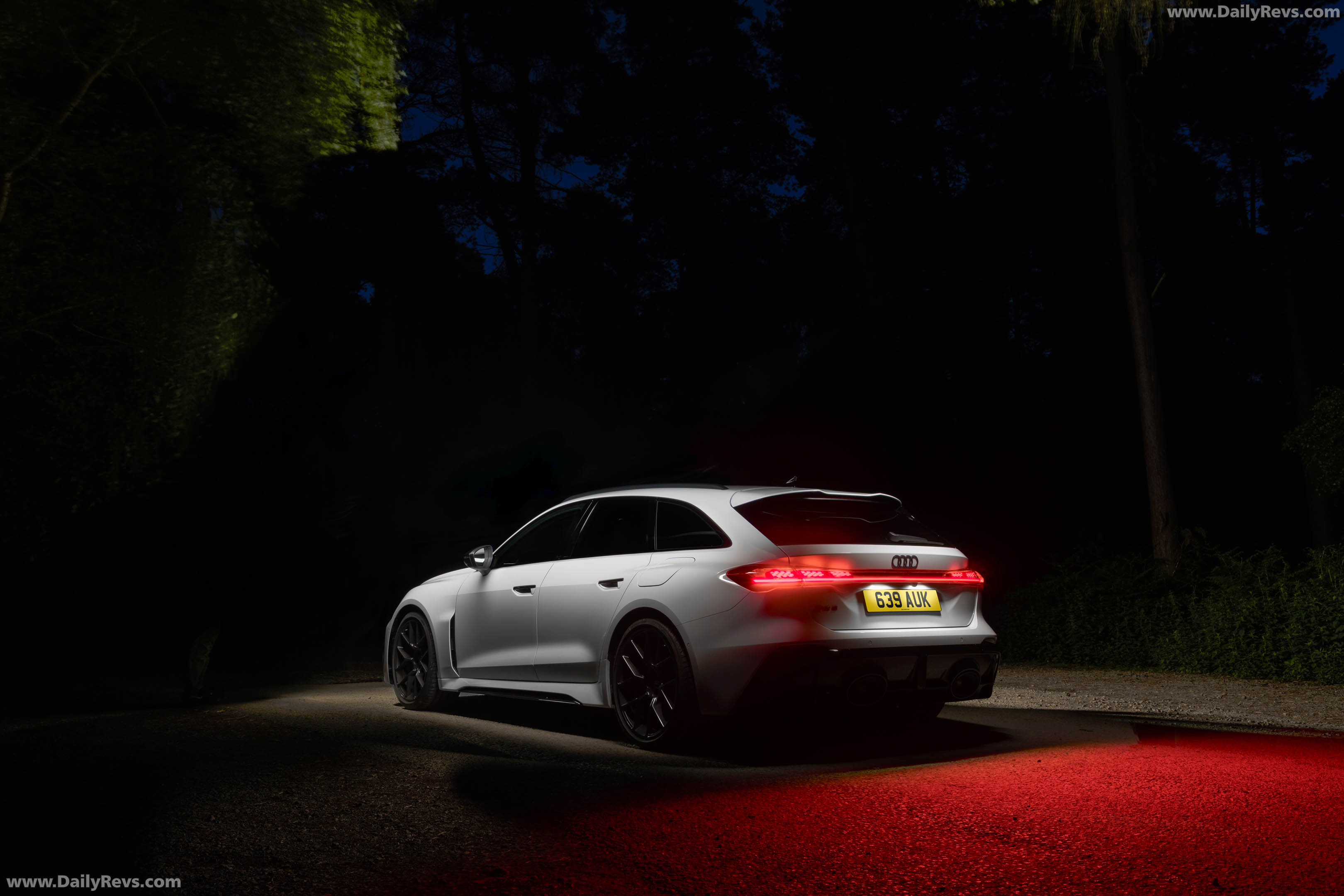2027 Audi RS 5 Avant B10 UK Version Rear View