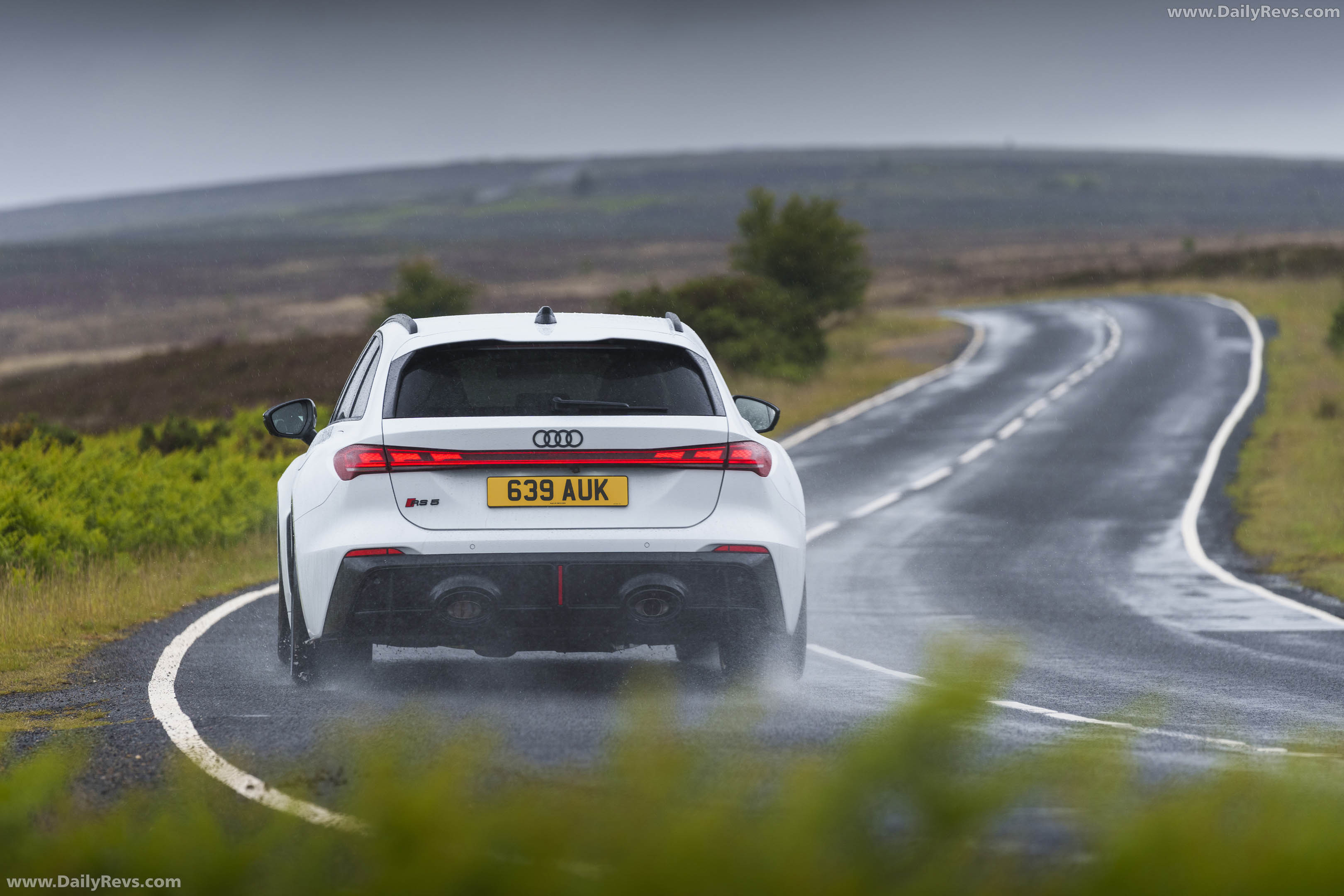2027 Audi RS 5 Avant B10 UK Version Rear View