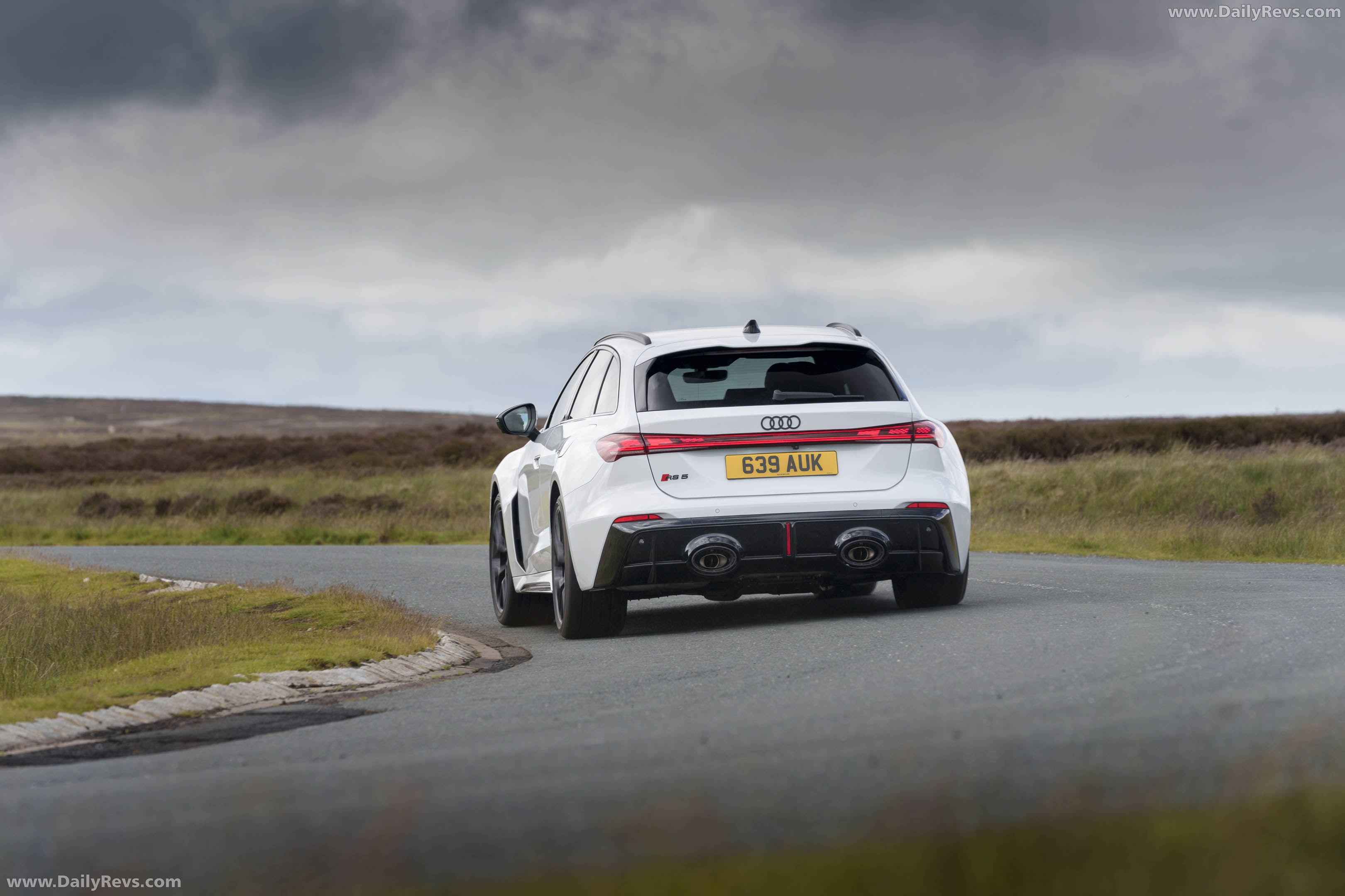 2027 Audi RS 5 Avant B10 UK Version Rear View