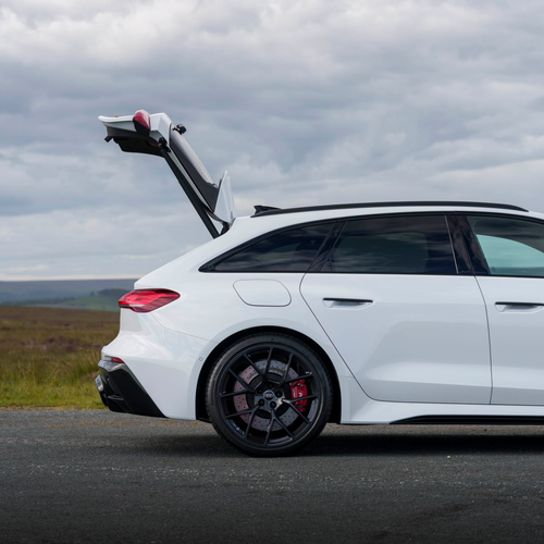 2027 Audi RS 5 Avant B10 UK Version Exterior