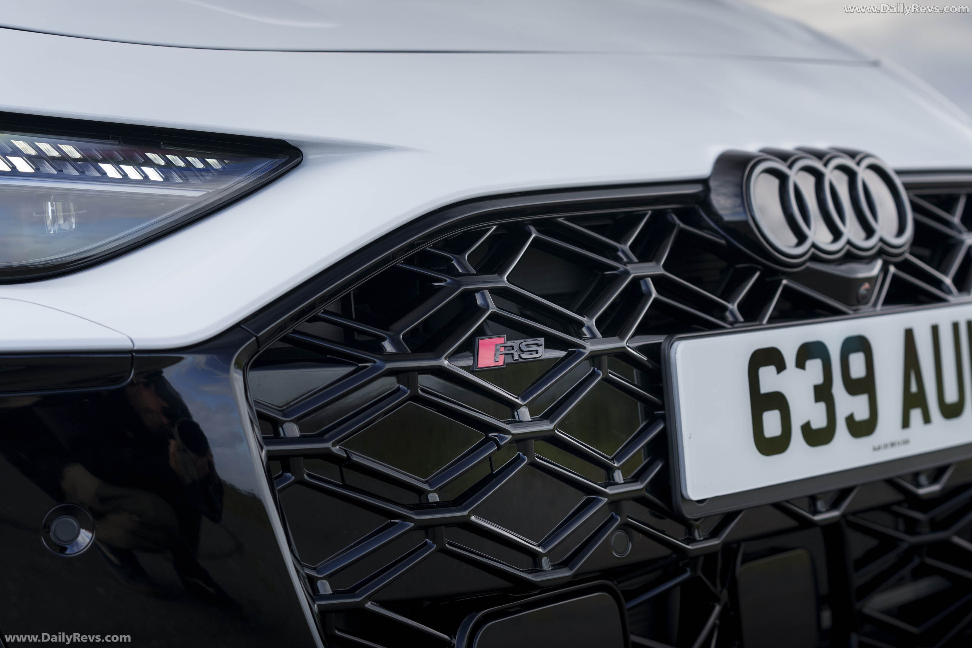 2027 Audi RS 5 Avant B10 UK Version Exterior