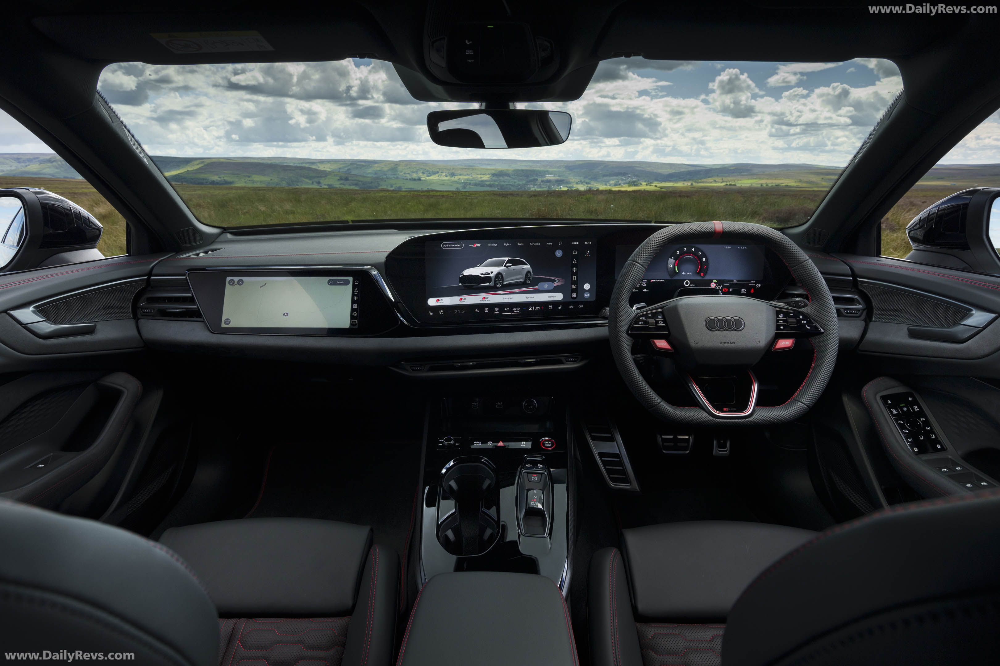 2027 Audi RS 5 Avant B10 UK Version Interior