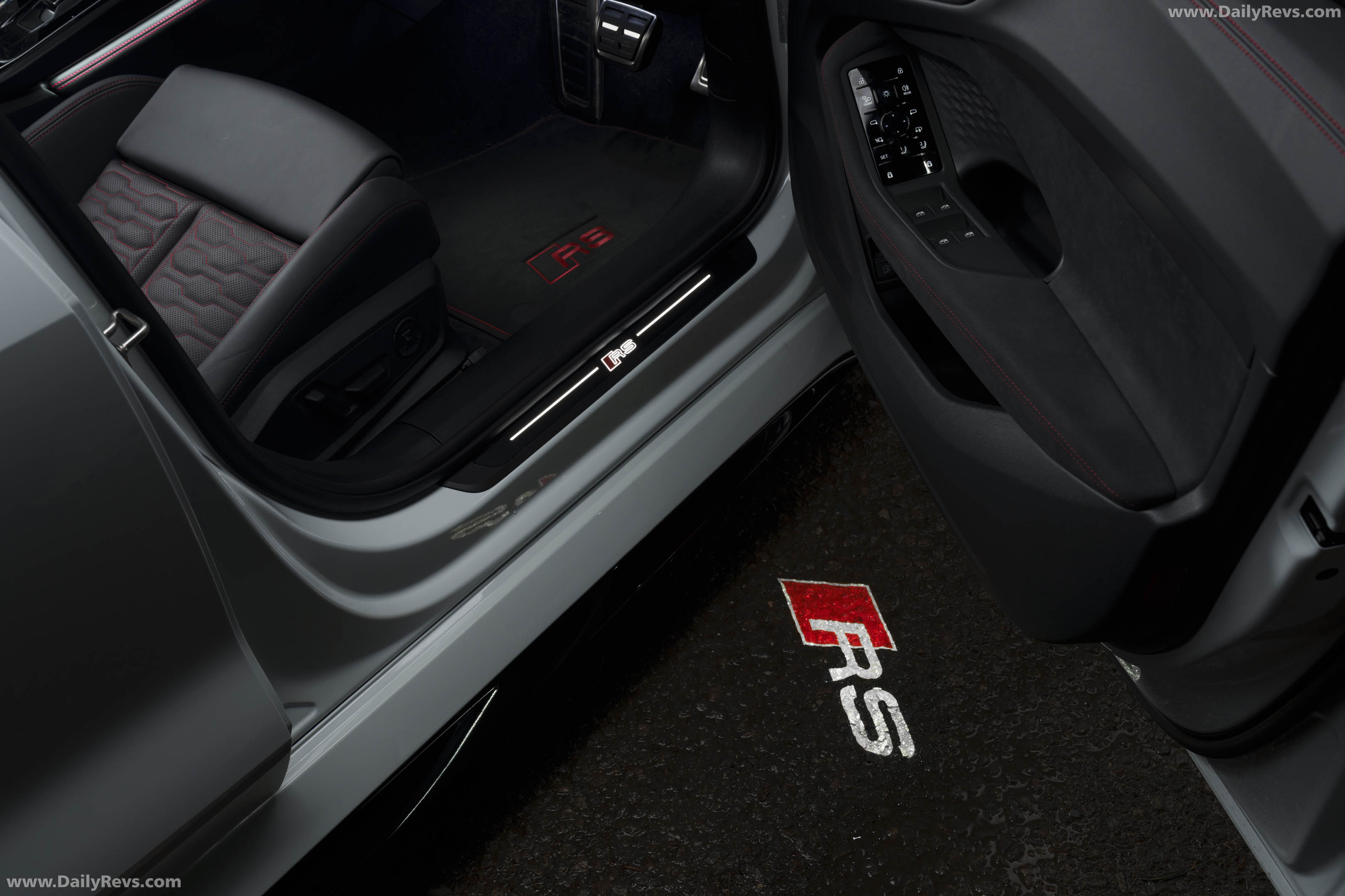 2027 Audi RS 5 Avant B10 UK Version Interior