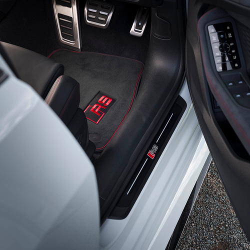 2027 Audi RS 5 Avant B10 UK Version Interior