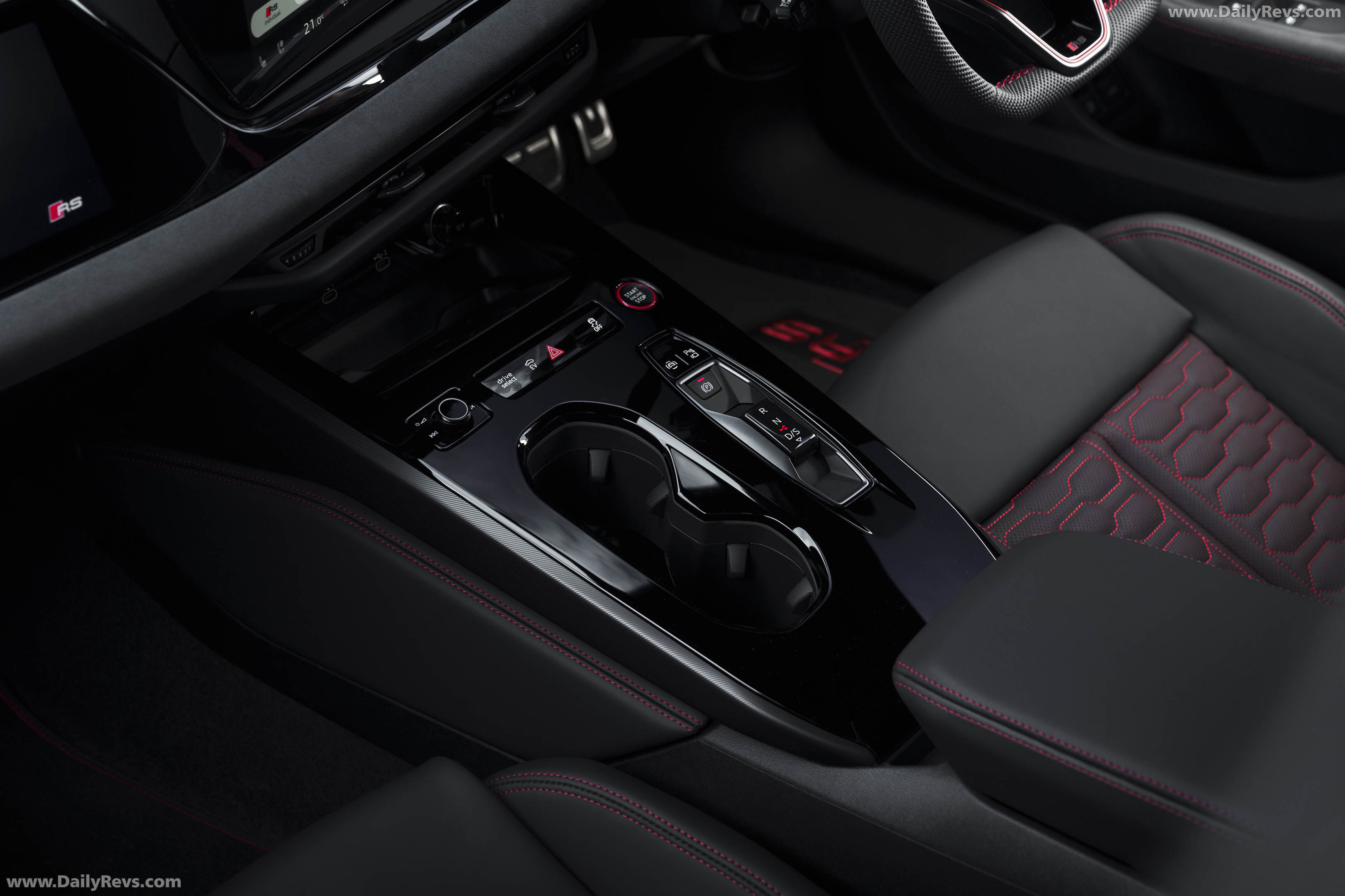 2027 Audi RS 5 Avant B10 UK Version Interior