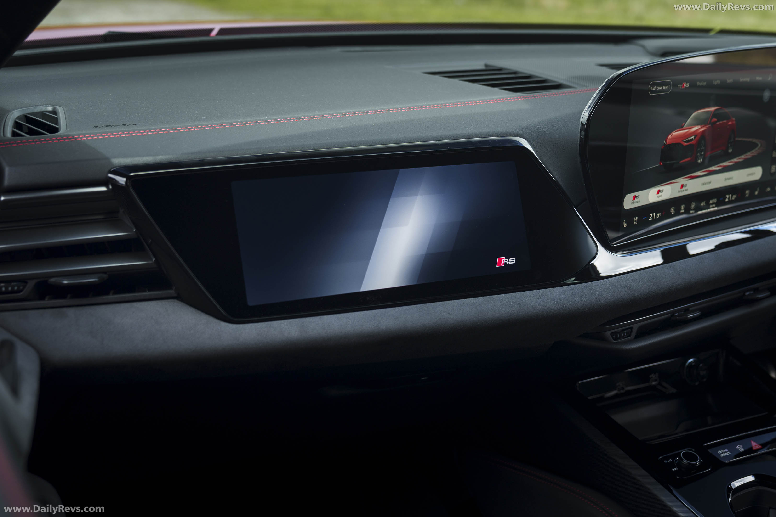 2027 Audi RS 5 Avant B10 UK Version Interior