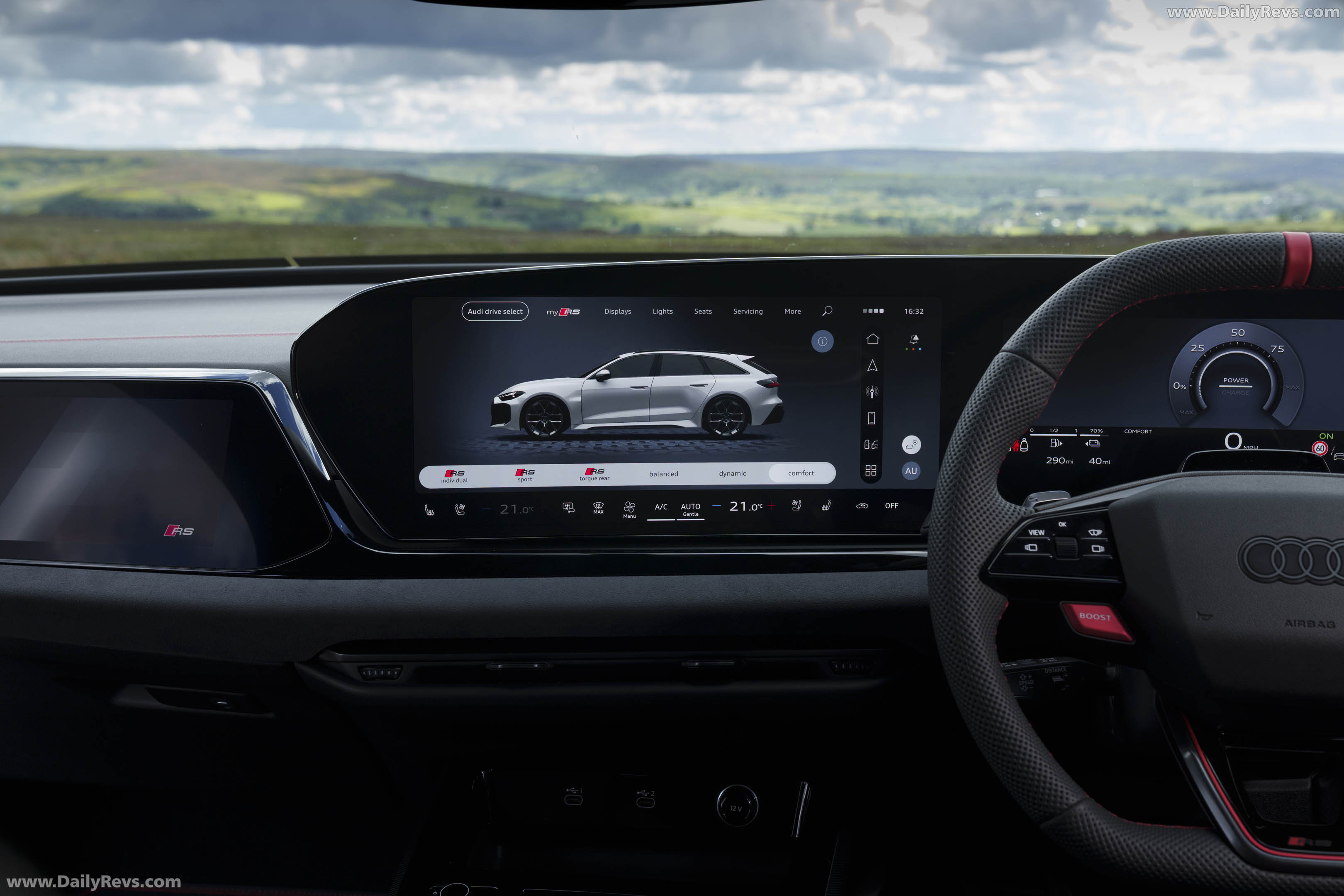 2027 Audi RS 5 Avant B10 UK Version Interior