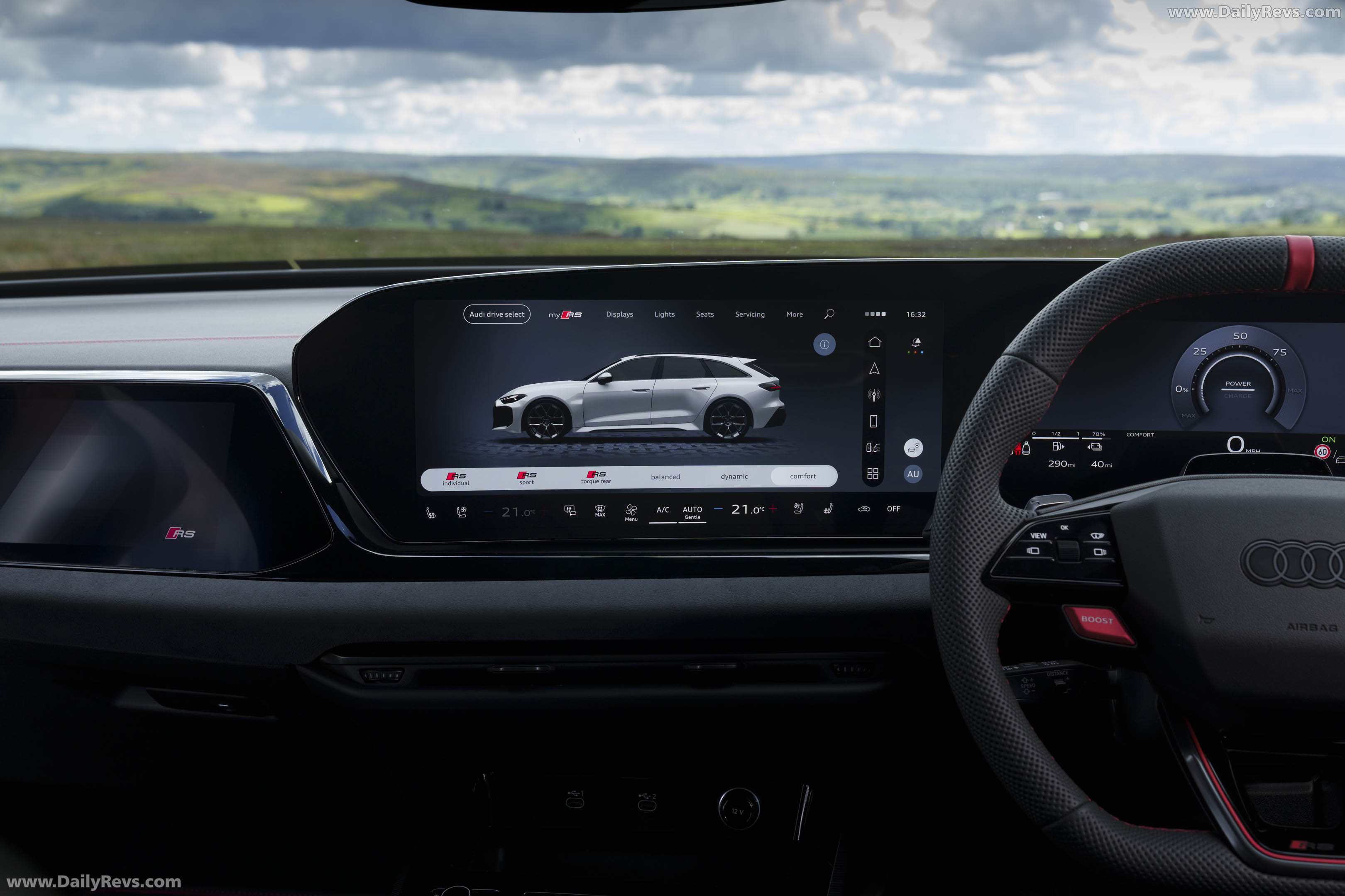2027 Audi RS 5 Avant B10 UK Version Interior