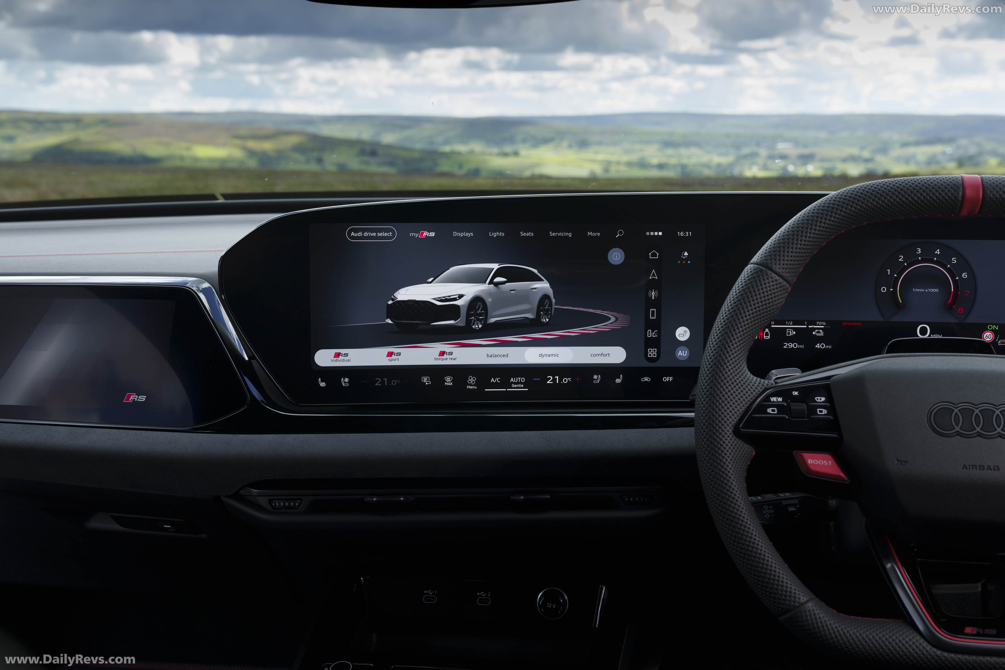 2027 Audi RS 5 Avant B10 UK Version Interior